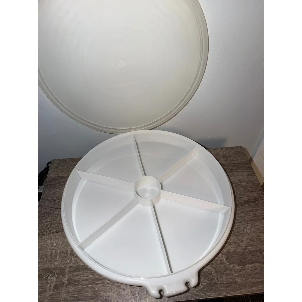 Tupperware Vintage Serving Center Divided Party Tray with Lid White 1665 1666